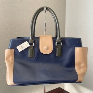 TALBOTS BLUE AND TAN LEATHER PURSE!